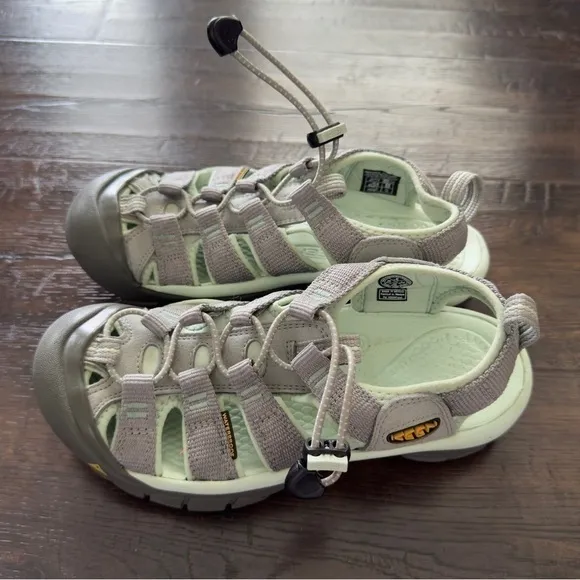 Keen Newport H2 Hiking Sport Waterproof Neutral Gray/Misty Shoes Size 6 Women