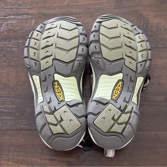Keen Newport H2 Hiking Sport Waterproof Neutral Gray/Misty Shoes Size 6 Women