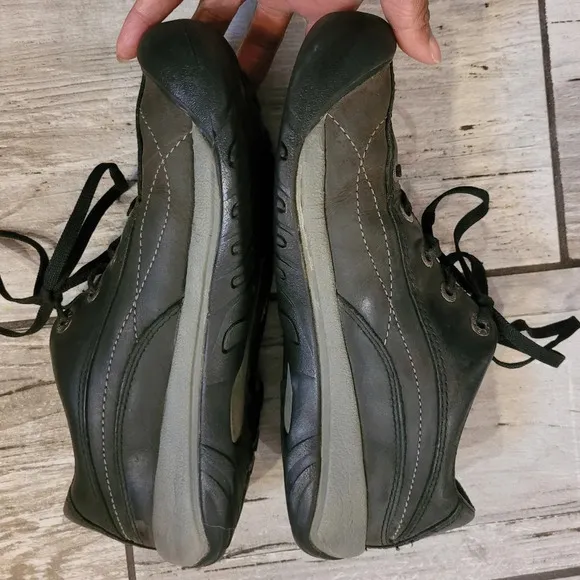 KEEN Toyah Women's 6.5 black gray waterproof leather lace-up outdoors shoes