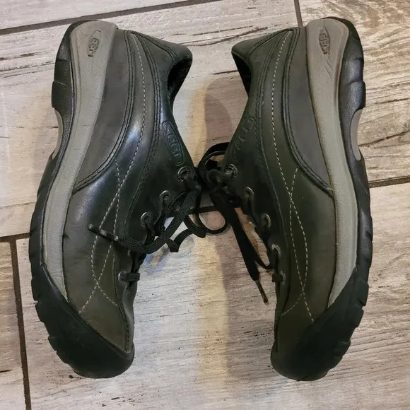 KEEN Toyah Women's 6.5 black gray waterproof leather lace-up outdoors shoes