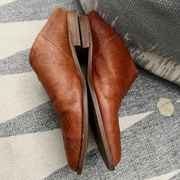 Kelsi Dagger Brooklyn Sail Shearling-Lined Mules