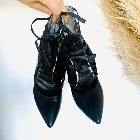 KENNETH COLE Black Two Tone Patent Leather Elastic Strappy Zipper Pumps Heels 8