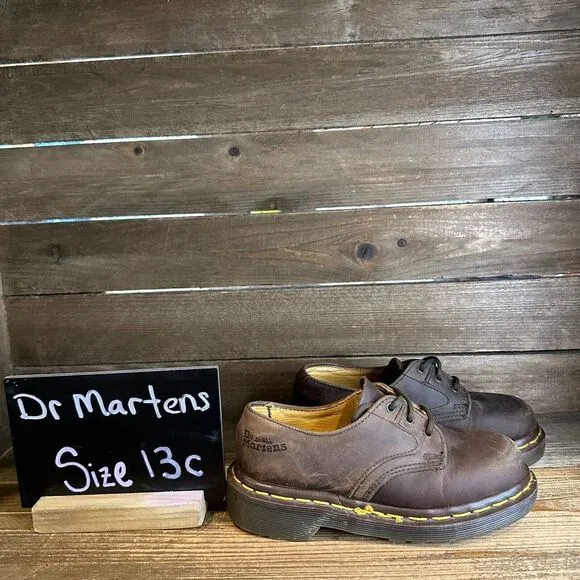 Kids Dr‎ Martens The Original England Brown Leather Plain Toe Oxfords Size 13 C