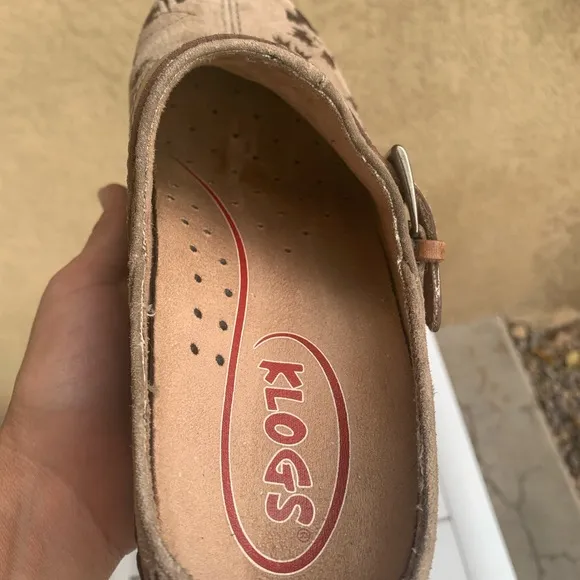 Klogs taupe suede and brown leather embroidered clogs mules size 7.5M