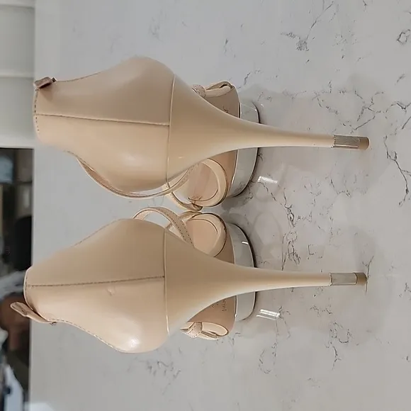 La Perla cream leather platform Stilleto heels sandal size 10