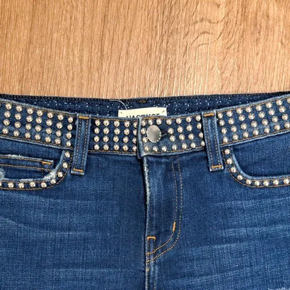 L'agence Zoe Perfect Authentique Studded Distressed Short Size 24 NWT
