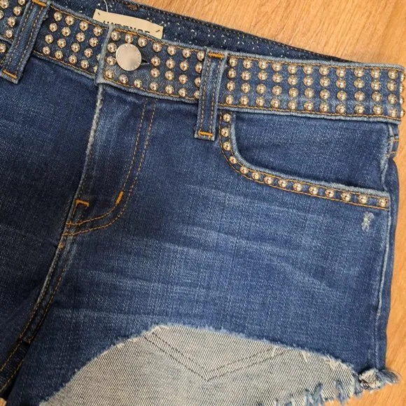 L'agence Zoe Perfect Authentique Studded Distressed Short Size 24 NWT