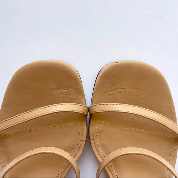 Larroude‎ Gio Sandals Block Heels Strappy Slingback Tan Size 8 shoes