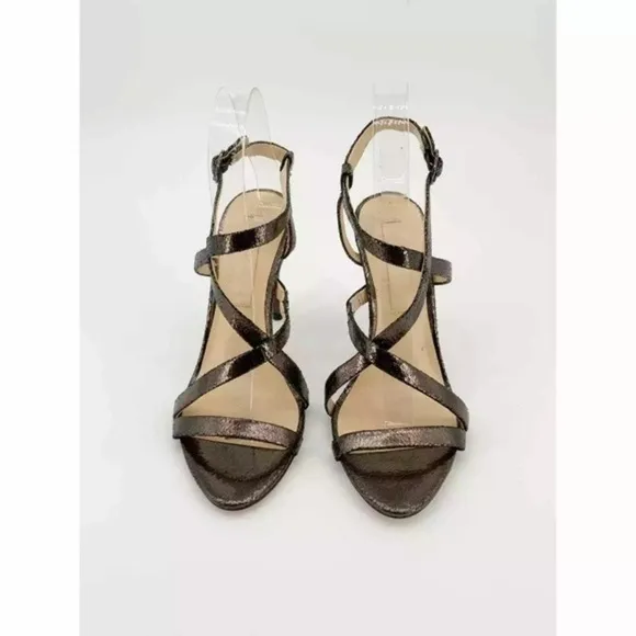 Like new Vince Camuto metallic textured leather heels 7