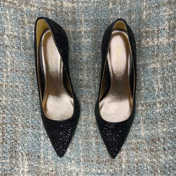 Lilly Pulitzer Margot Glitter Pump in Onyx