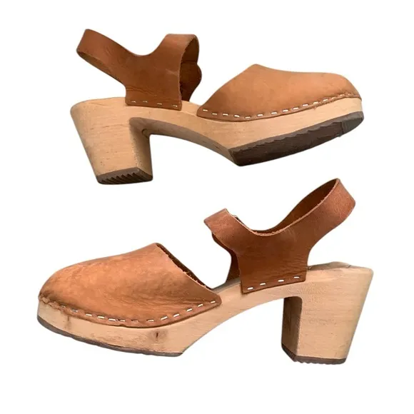 Lotta From Stockholm Classic Heeled Tan Clogs