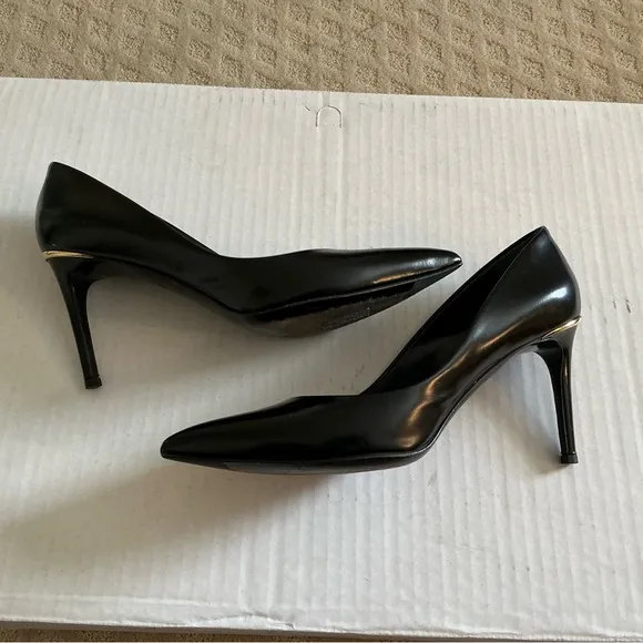 Louis Vuitton Eyeline polished Black pump size 40, 85mm