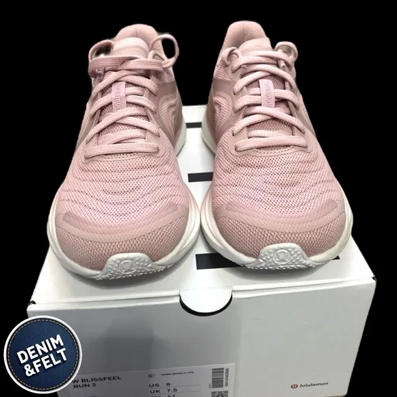 Lululemon Women's Blissfeel 2 Running Shoe | Color: Mink Berry/Light Vapor | NEW