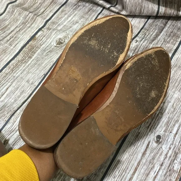 Madewell almond toe slip on leather upper mules size 10