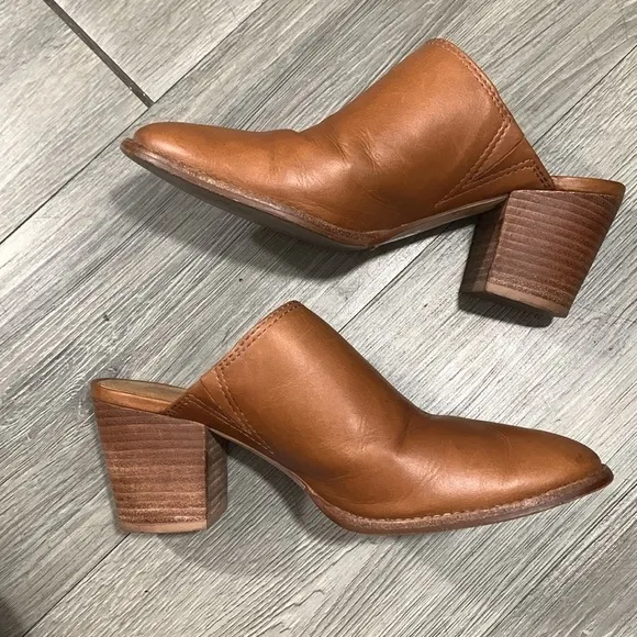 Madewell Harper Brown Leather Round Toe Mules      size 5.5