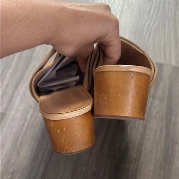 Madewell Tan Leather Clogs 10.5 Women’s Boho Heeled Mules Studded