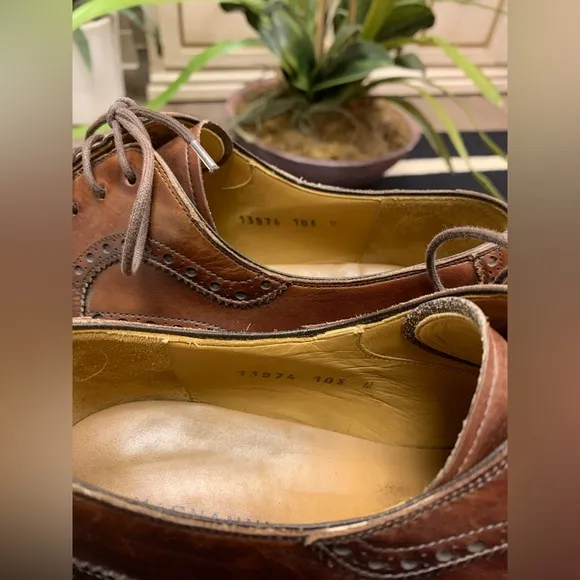 MAGNANNI Oxfords Dress Shoes Sz. 10.5 M Brown Leather Wingtip Brogue Spain