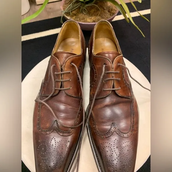 MAGNANNI Oxfords Dress Shoes Sz. 10.5 M Brown Leather Wingtip Brogue Spain