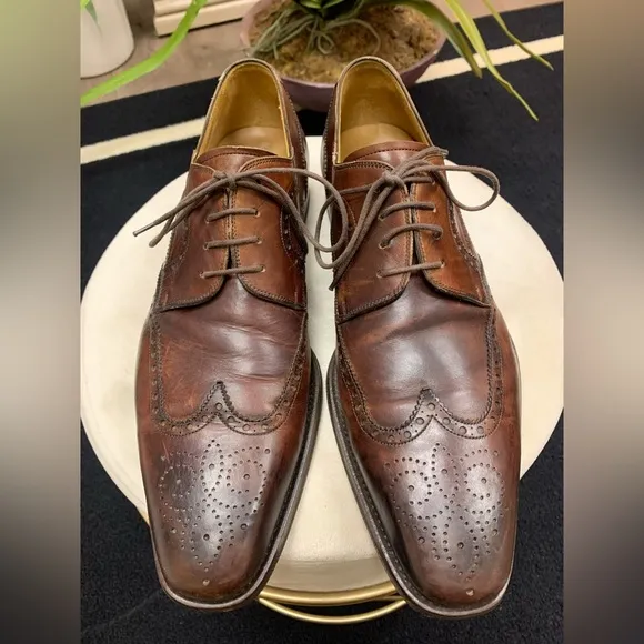 MAGNANNI Oxfords Dress Shoes Sz. 10.5 M Brown Leather Wingtip Brogue Spain