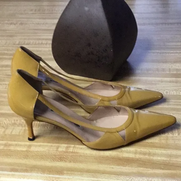 Manado Blahnik Heels. SUPER SALE💥💥