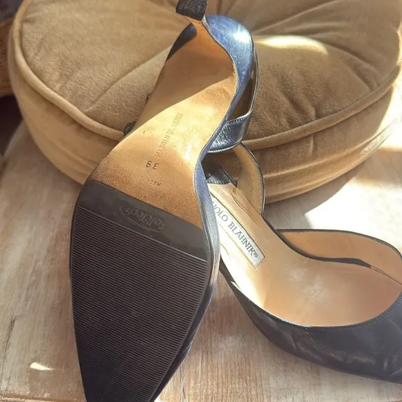 Manolo Blahnik Black Slingback Heels Carolyne Leather Low-Heel Slingback Pump