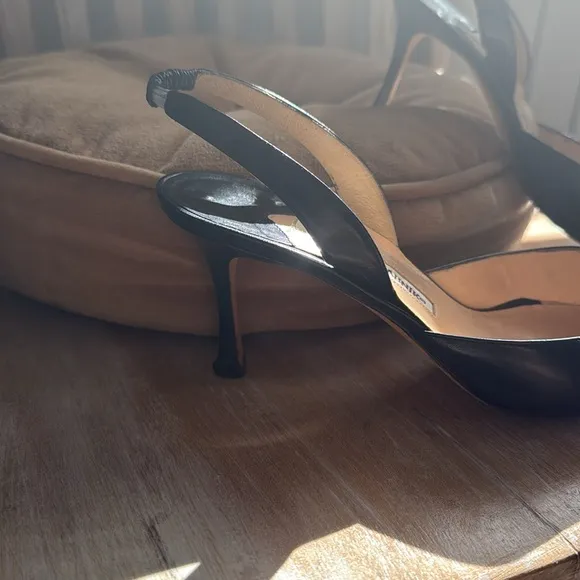 Manolo Blahnik Black Slingback Heels Carolyne Leather Low-Heel Slingback Pump