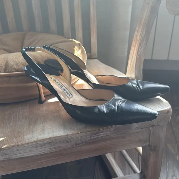 Manolo Blahnik Black Slingback Heels Carolyne Leather Low-Heel Slingback Pump