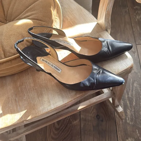 Manolo Blahnik Black Slingback Heels Carolyne Leather Low-Heel Slingback Pump