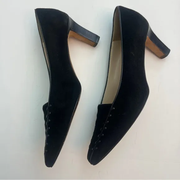 Manolo Blahnik Black Suede, Pointed Toe Heels, Size 39.5/8
