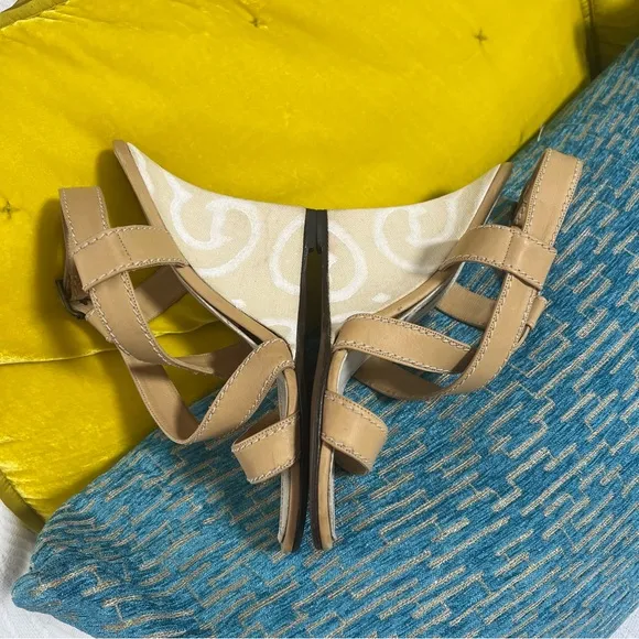 Manolo Blahnik High Heel Wedges Strappy Sandal Tan White Swirl Yald Bulgaro sz 8