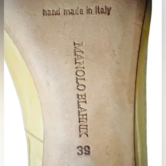 Manolo Blahnik Yellow Patent Pointed Toe PumpSize 39