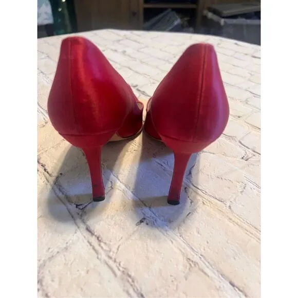 Manolo Blahnik Size 36 Pointed Toe Suede Pump Heels Red Classic Dressy Glam
