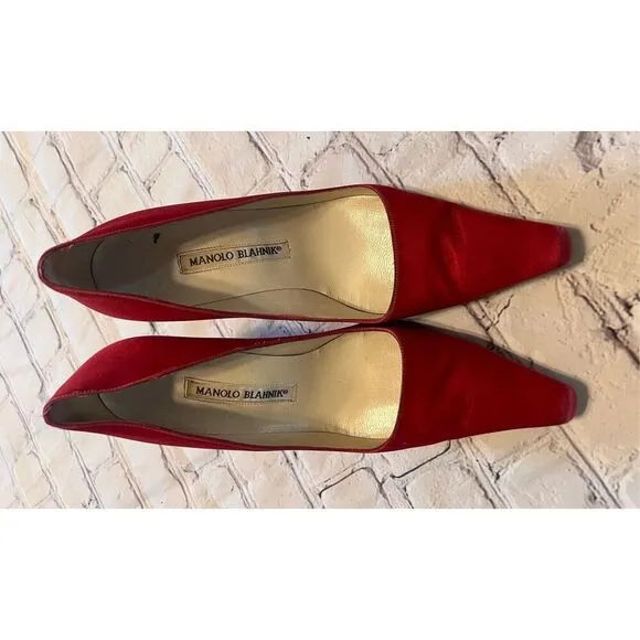 Manolo Blahnik Size 36 Pointed Toe Suede Pump Heels Red Classic Dressy Glam