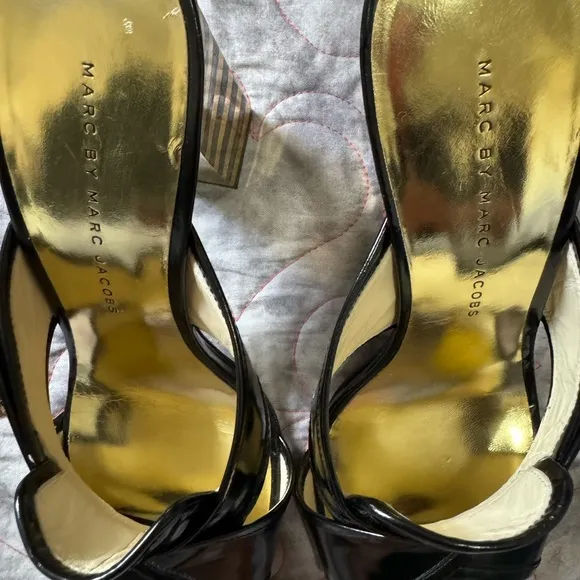 Marc by Marc Jacob’s black and gold heels straps slides