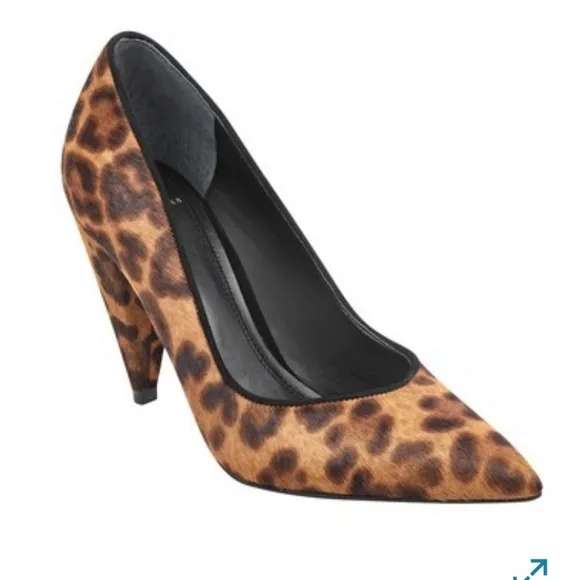 MARC FISHER Hesla Pump Animal Fur Heels 6