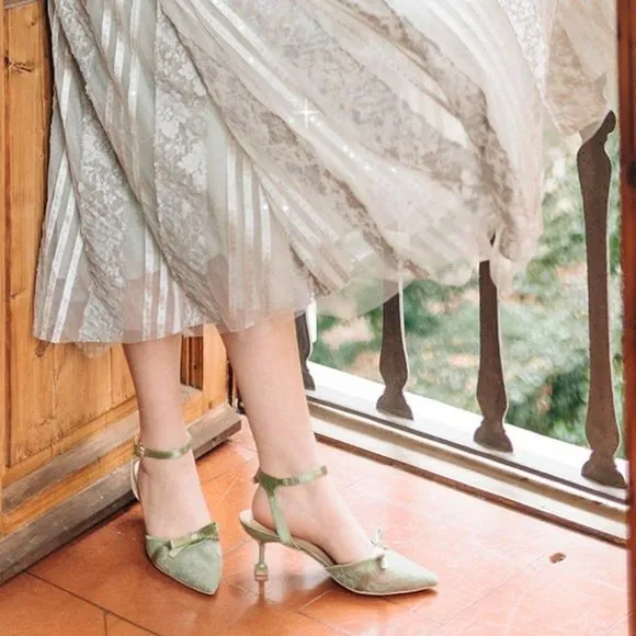 Meadowview Retro Lace Heels