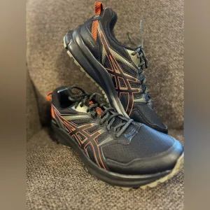 Men’s Asics Trail Scout 2 Cherry Tomato/ Black Size 12 Worn Once!