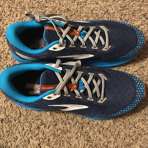 Men’s Brooks shoes