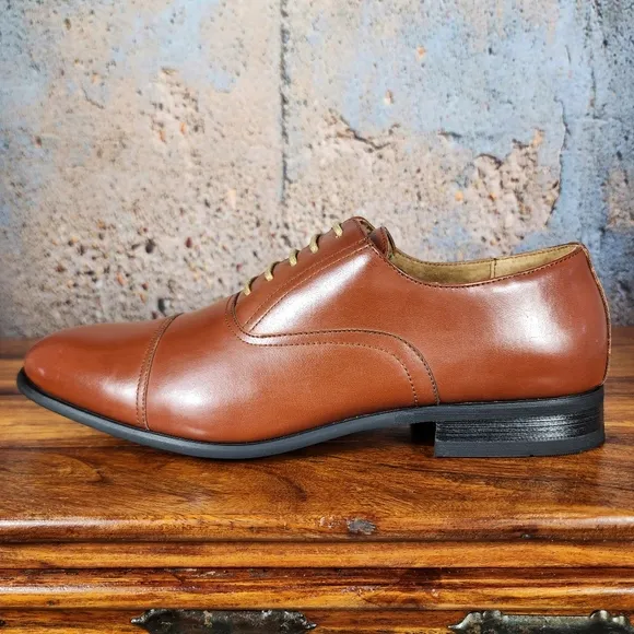 Men's Brown Cap Toe Oxfords Size 9.5-*Scuff*