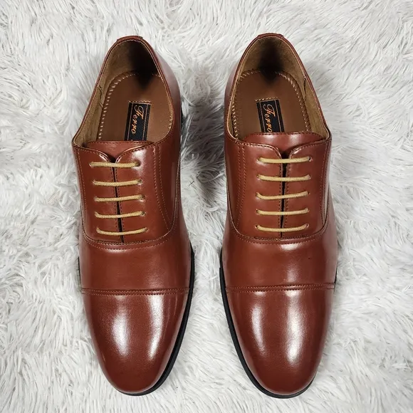 Men's Brown Cap Toe Oxfords Size 9.5-*Scuff*