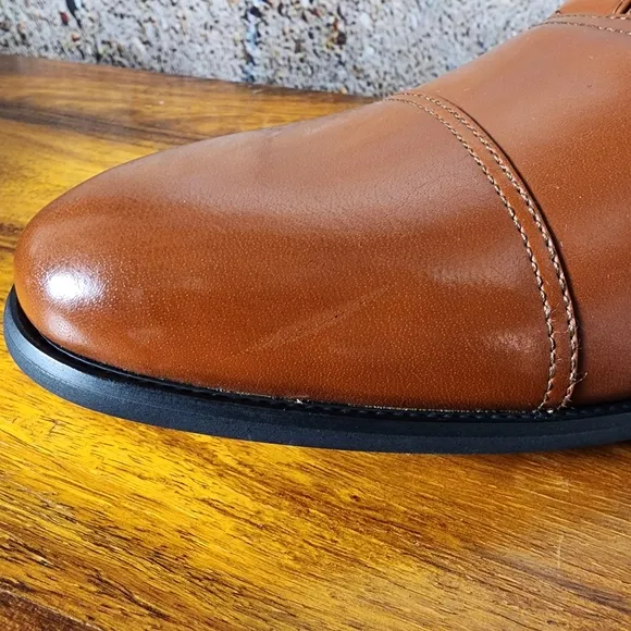 Men's Brown Cap Toe Oxfords Size 9.5-*Scuff*