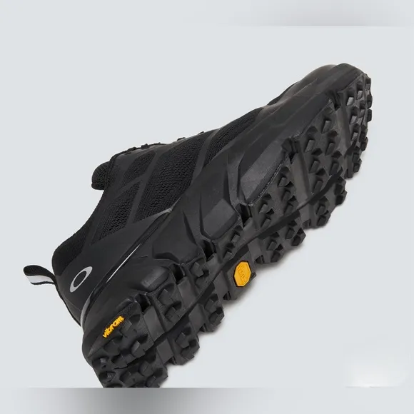 MENS OAKLEY Light Breathe Hiking Trail Shoes