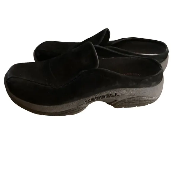 Merrell Black  Leather Suede Mules with Black Soleeeee Sze 7