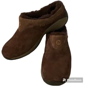 Merrell Encore Ice suede mules, size 7.5, fur lined. Air cushioned soles. Women.