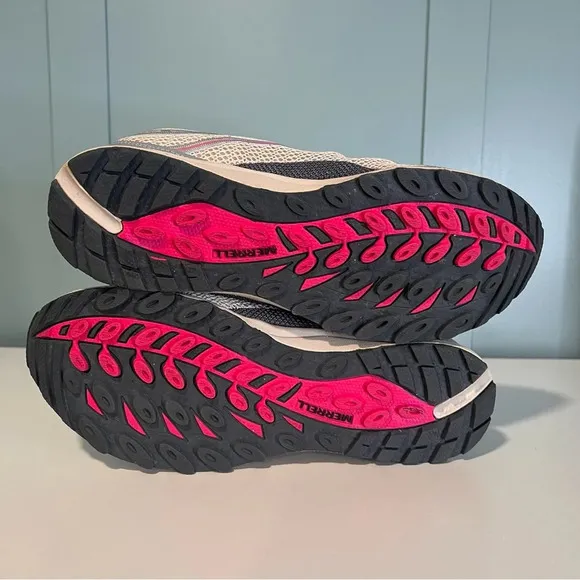 Merrell Mont Mavis Cosmos Orchid Sneakers. Size 10.