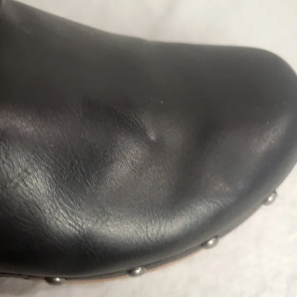 M.I.A. Women's Black Faux Leather Block Heeled Clogs Mules Size 8