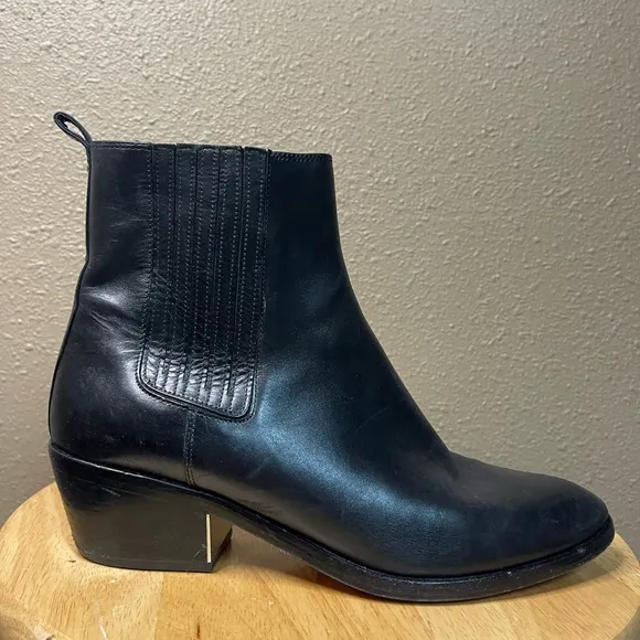 MICHAEL KORS Black Patrice Pointed Leather Bootie Boots Women’s 39 or US 8.5