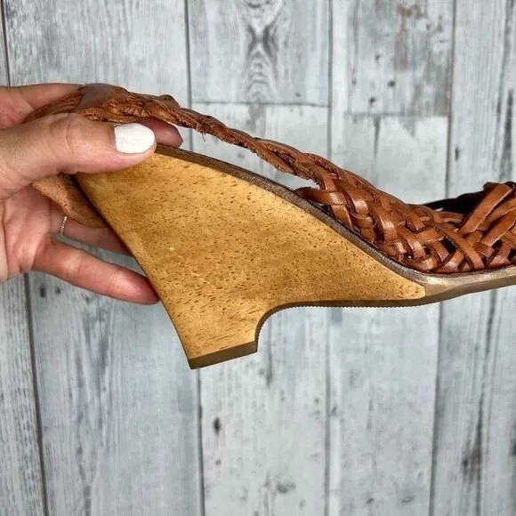 Michael Kors brown leather woven huarache sling back wooden wedge heels size 9