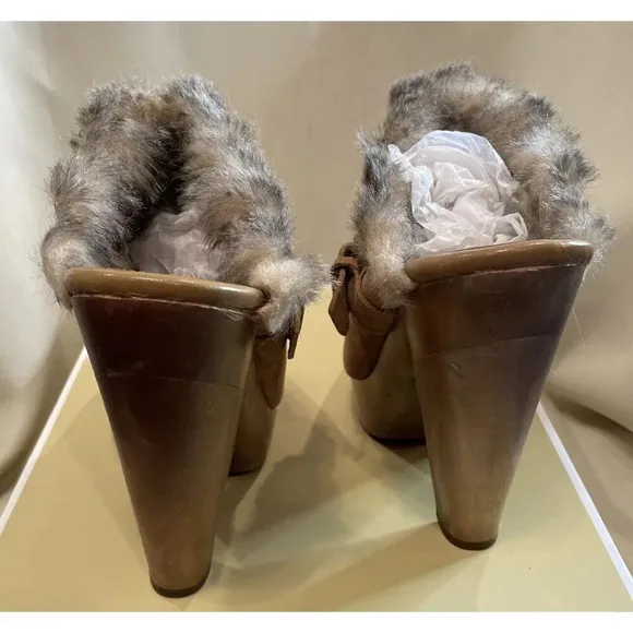 Michael Kors MMK 9M Khaki Suede Collette Faux Fur Stud Buckle Mules Clogs