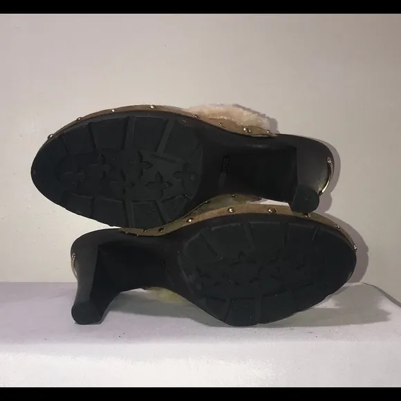 Michael Kors Shearling lined Mules Size 8 EUC